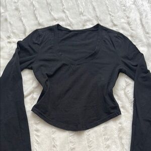 Black Long Sleeve V-Neck Top